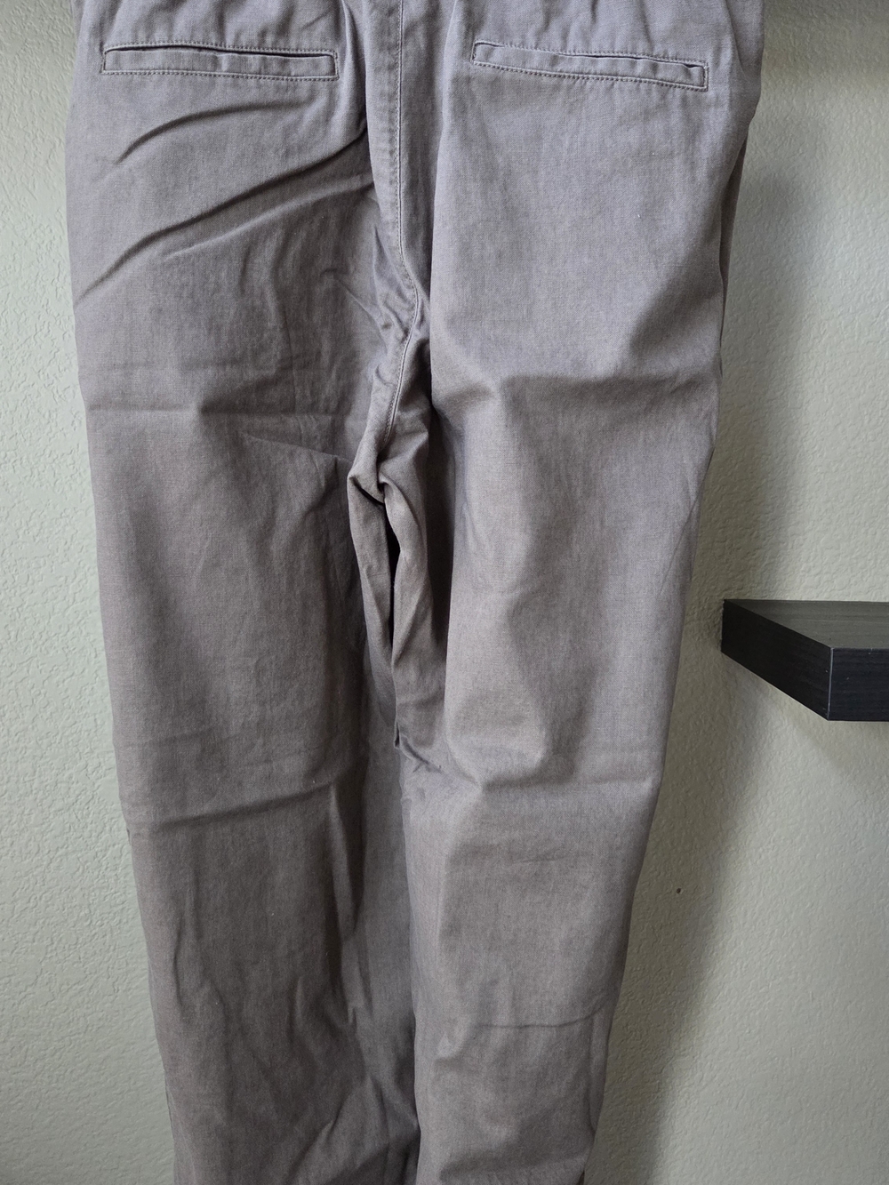 GAP Men's Lightweight Linen/Cotton  Chino Pants LG (Brown)